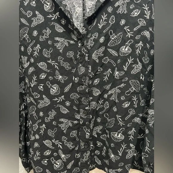 Hot topic button down forestcore crop shirt - Picture 5 of 7